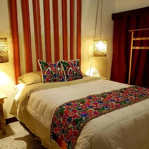 Luna Maya Boutique *** Antigua